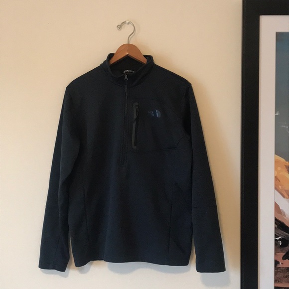 New, Never-Worn Men’s L North Face Half-Zip - Picture 3 of 3